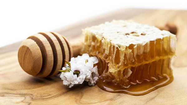 استفاده از عسل برای درمان و پیشگیری از کرونا